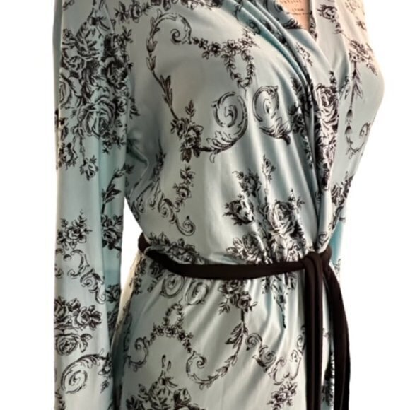 Beautiful Teal Black Floral Robe Linea Donatella S/M COTTAGECORE Shabby Chic EUC - Picture 4 of 13